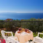 Ξενοδοχείο με διαμερίσματα Summer Dream